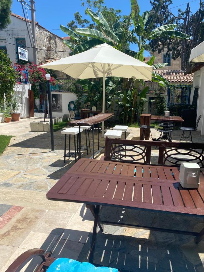 Mavi Butik Apart Çeşme Exterior foto