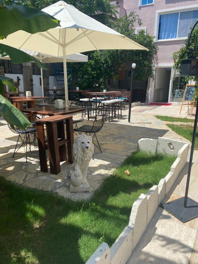 Mavi Butik Apart Çeşme Exterior foto