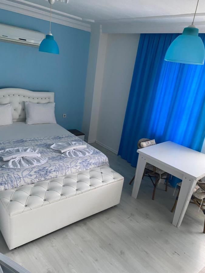 Mavi Butik Apart Çeşme Exterior foto