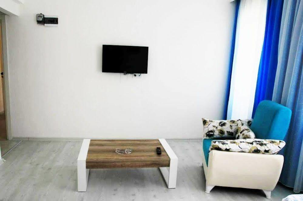 Mavi Butik Apart Çeşme Exterior foto