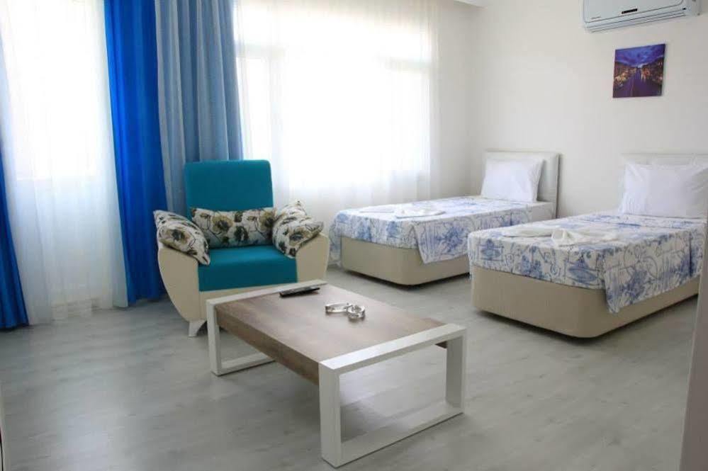 Mavi Butik Apart Çeşme Exterior foto